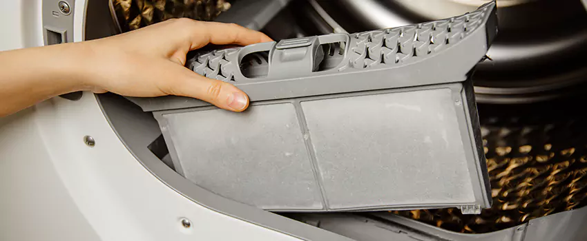 Signs Of A Clogged Dryer Lint Trap in Ellensburg, Washington